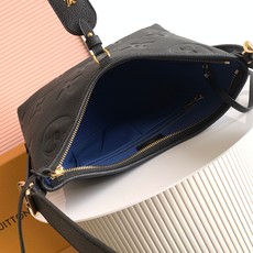 P顶级原单M46288黑 CarryAll 小号手袋取材 Mono gram Empreinte 压纹皮 P顶级原单M46288黑 CarryAll 小号手袋取材 Mono gram Empreinte 压纹皮