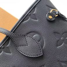 【动态163c01芯片】M45685黑压花 顶级原单【独家背景实拍】本款 Neverfull 中号手袋取 【动态163c01芯片】M45685黑压花 顶级原单【独家背景实拍】本款 Neverfull 中号手袋取