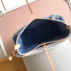 PM28287蓝色 M27623绿色 本款 Carryall Cargo 小号手袋出自 Denim Re PM28287蓝色 M27623绿色 本款 Carryall Cargo 小号手袋出自 Denim Re
