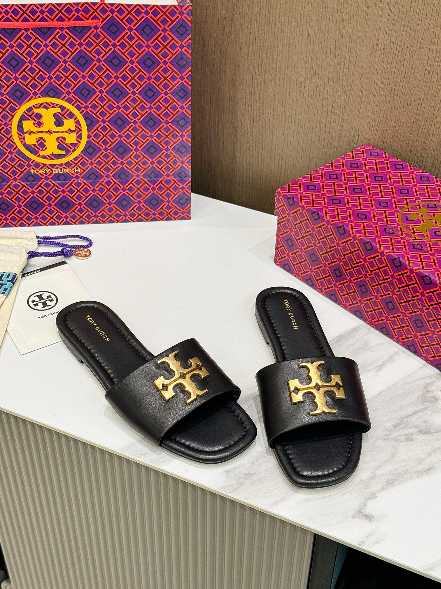 Tory Burch Flat-Bed Slippers: Trade Orders, Quality Materials, Cozy Comfort, Packaging Option - 图片 4