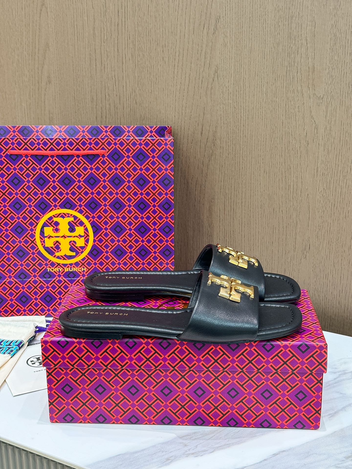 Tory Burch Flat-Bed Slippers: Trade Orders, Quality Materials, Cozy Comfort, Packaging Option - 图片 3
