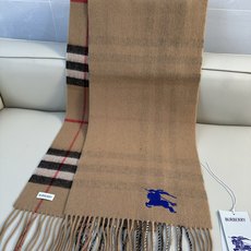 Burberry博柏利 双面蓝战马刺绣经典格纹羊绒围巾100%羊绒,手感软糯轻盈,保暖度优秀 约180×30cm,经典长 Burberry博柏利 双面蓝战马刺绣经典格纹羊绒围巾100%羊绒,手感软糯轻盈,保暖度优秀 约180×30cm,经典长