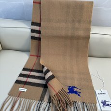 Burberry博柏利 双面蓝战马刺绣经典格纹羊绒围巾100%羊绒,手感软糯轻盈,保暖度优秀 约180×30cm,经典长 Burberry博柏利 双面蓝战马刺绣经典格纹羊绒围巾100%羊绒,手感软糯轻盈,保暖度优秀 约180×30cm,经典长
