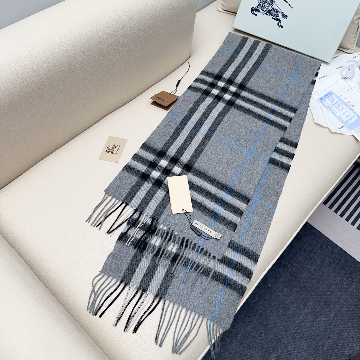 burberry scarf 𝐁𝐮𝐫𝐛𝐞𝐫𝐫𝐲 Classic plaid cashmere scarf — photo 5