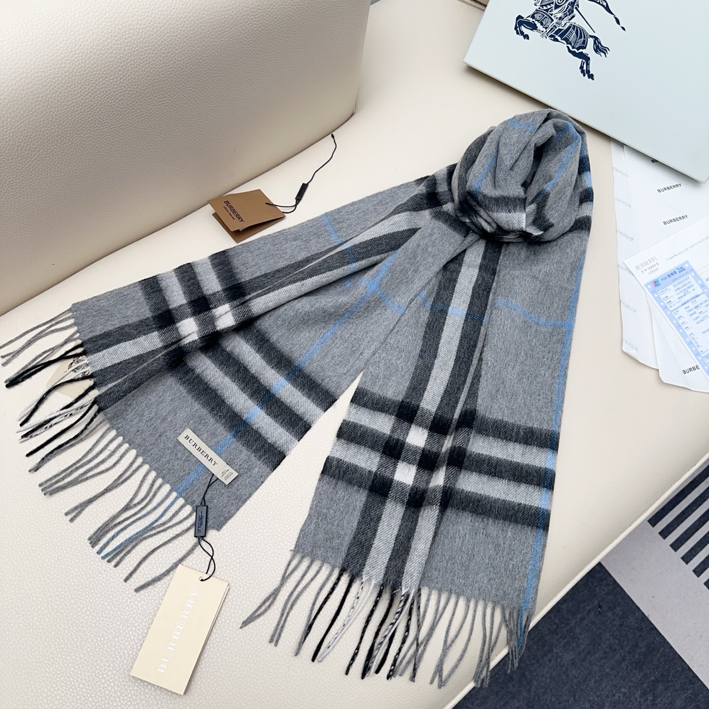 burberry scarf 𝐁𝐮𝐫𝐛𝐞𝐫𝐫𝐲 Classic plaid cashmere scarf — photo 8
