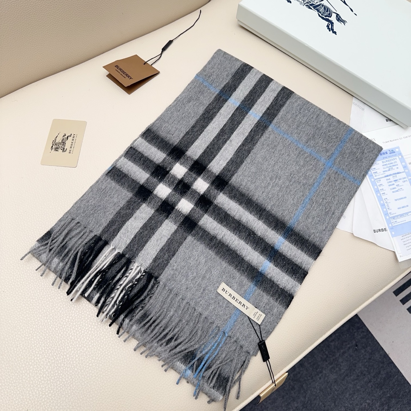 burberry scarf 𝐁𝐮𝐫𝐛𝐞𝐫𝐫𝐲 Classic plaid cashmere scarf — photo 2