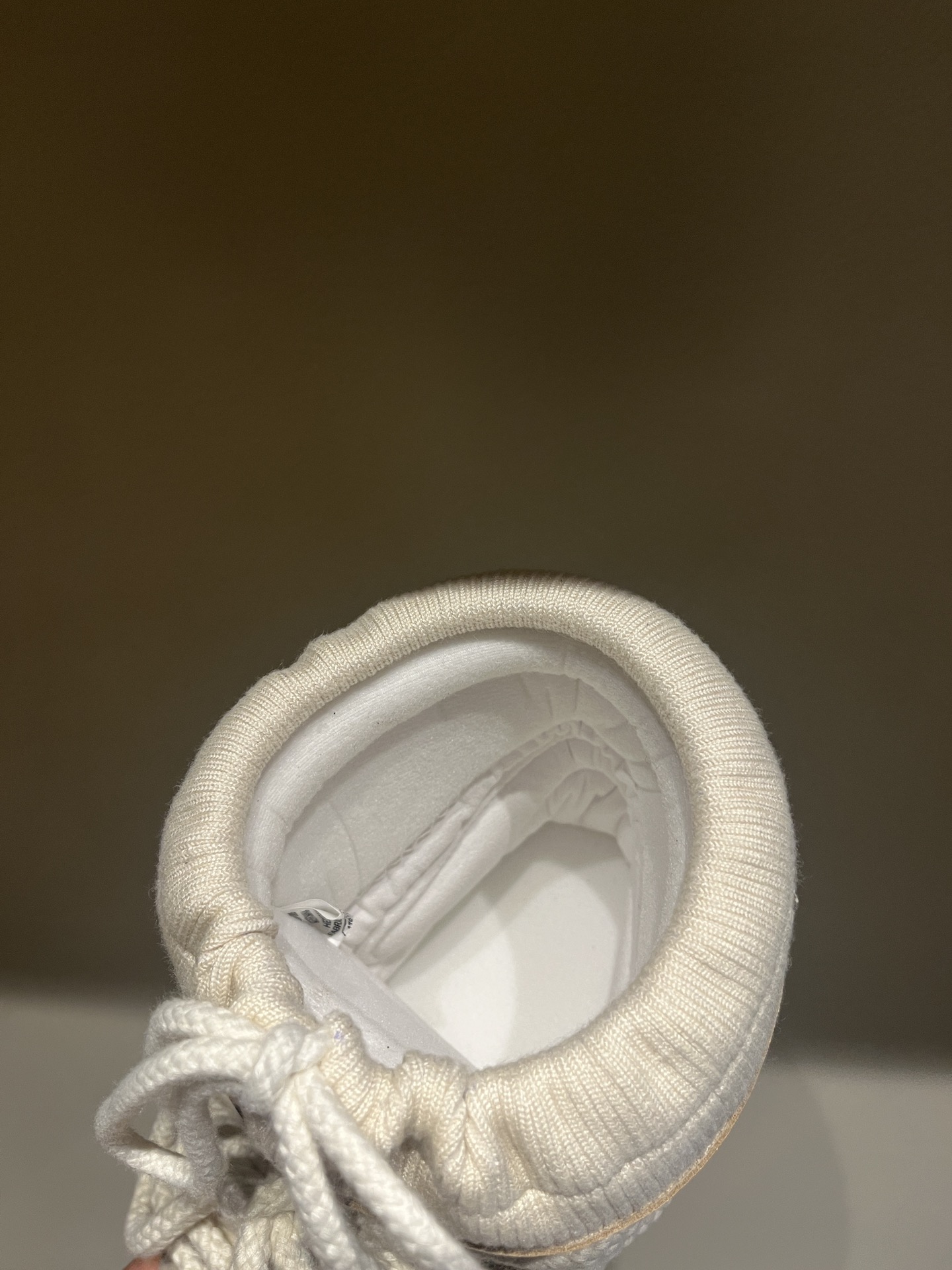 Fashion Trend: Moon Boots Making a Comeback in Top Edition 800 - 图片 7