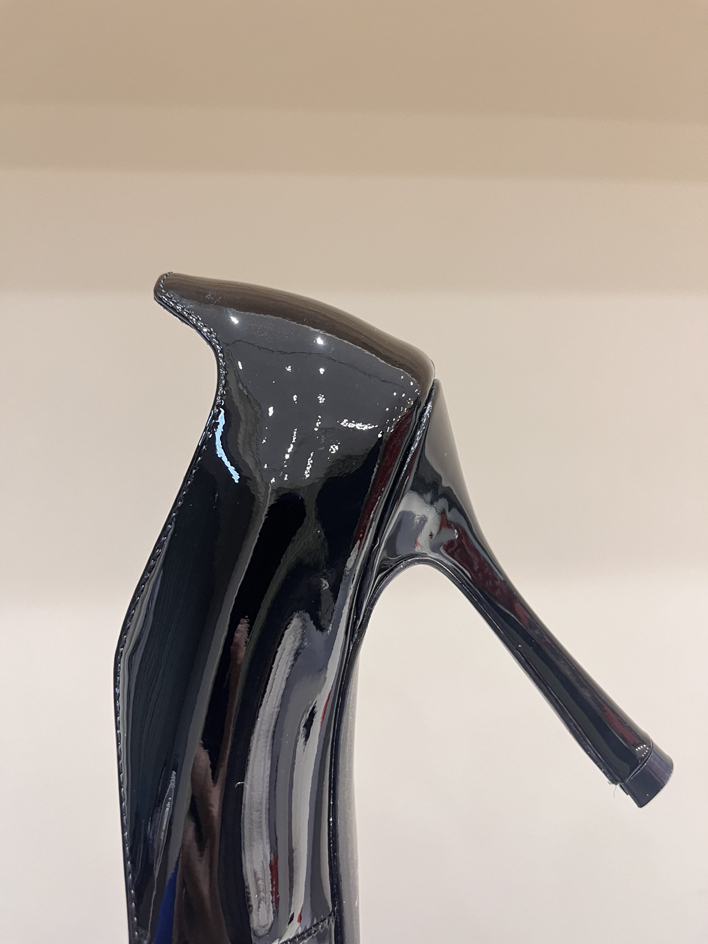 Top Edition 662: Forgotten Genius Designer Elsa Schiaparelli’s Luxurious Shoes - 图片 8