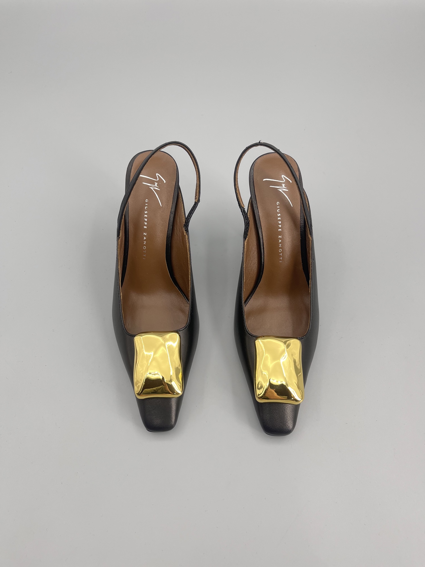 Giuseppe Zanotti: Women’s High Heel Sandals with Metal Button Detail - 图片 4
