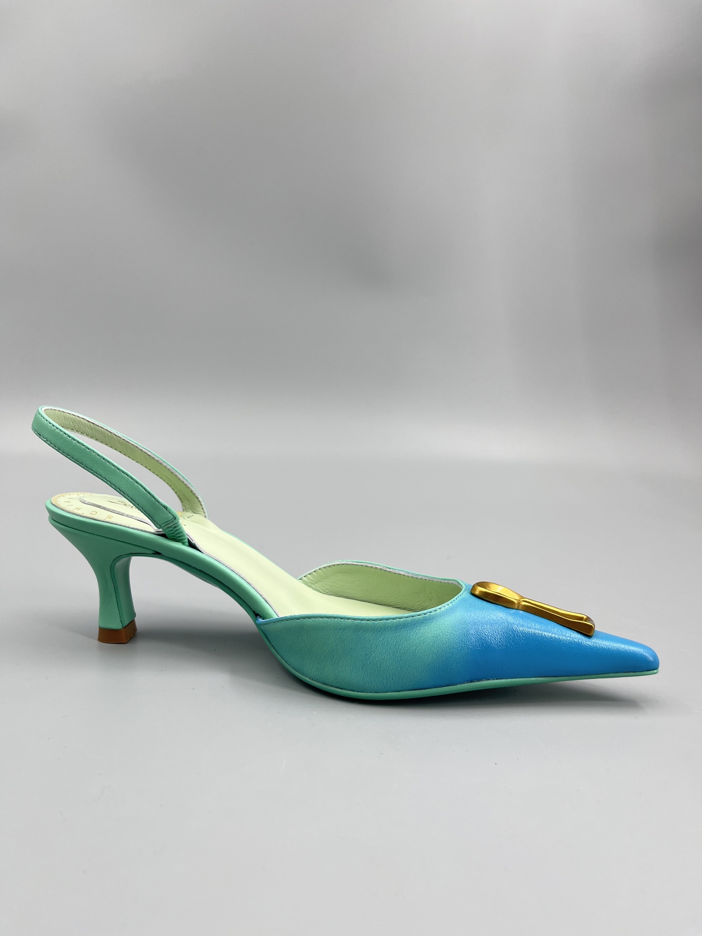 Genius Designer Elsa Schiaparelli: Top Edition Shoes with Unique Design and Luxury Materials - 图片 5