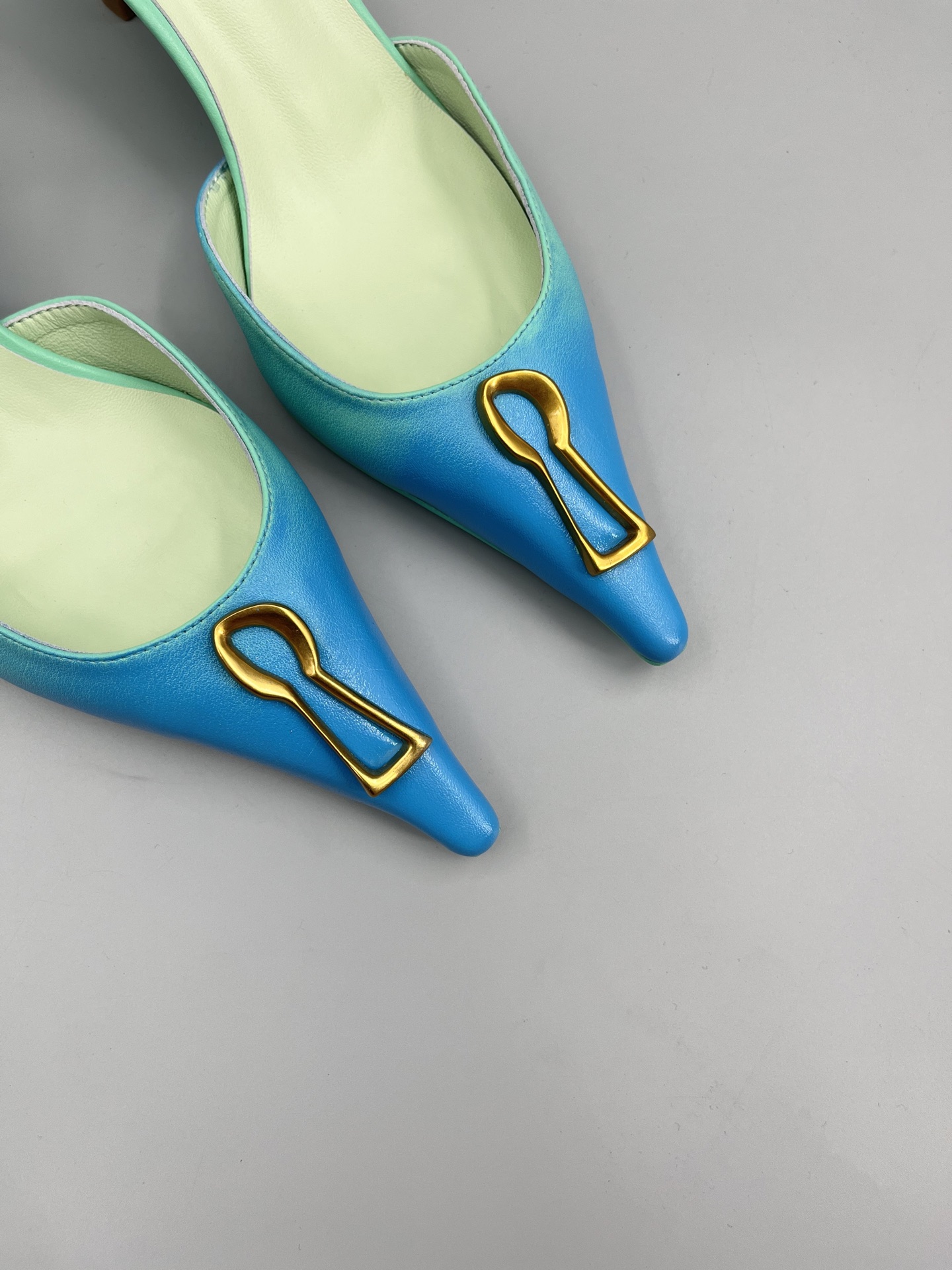 Genius Designer Elsa Schiaparelli: Top Edition Shoes with Unique Design and Luxury Materials - 图片 7