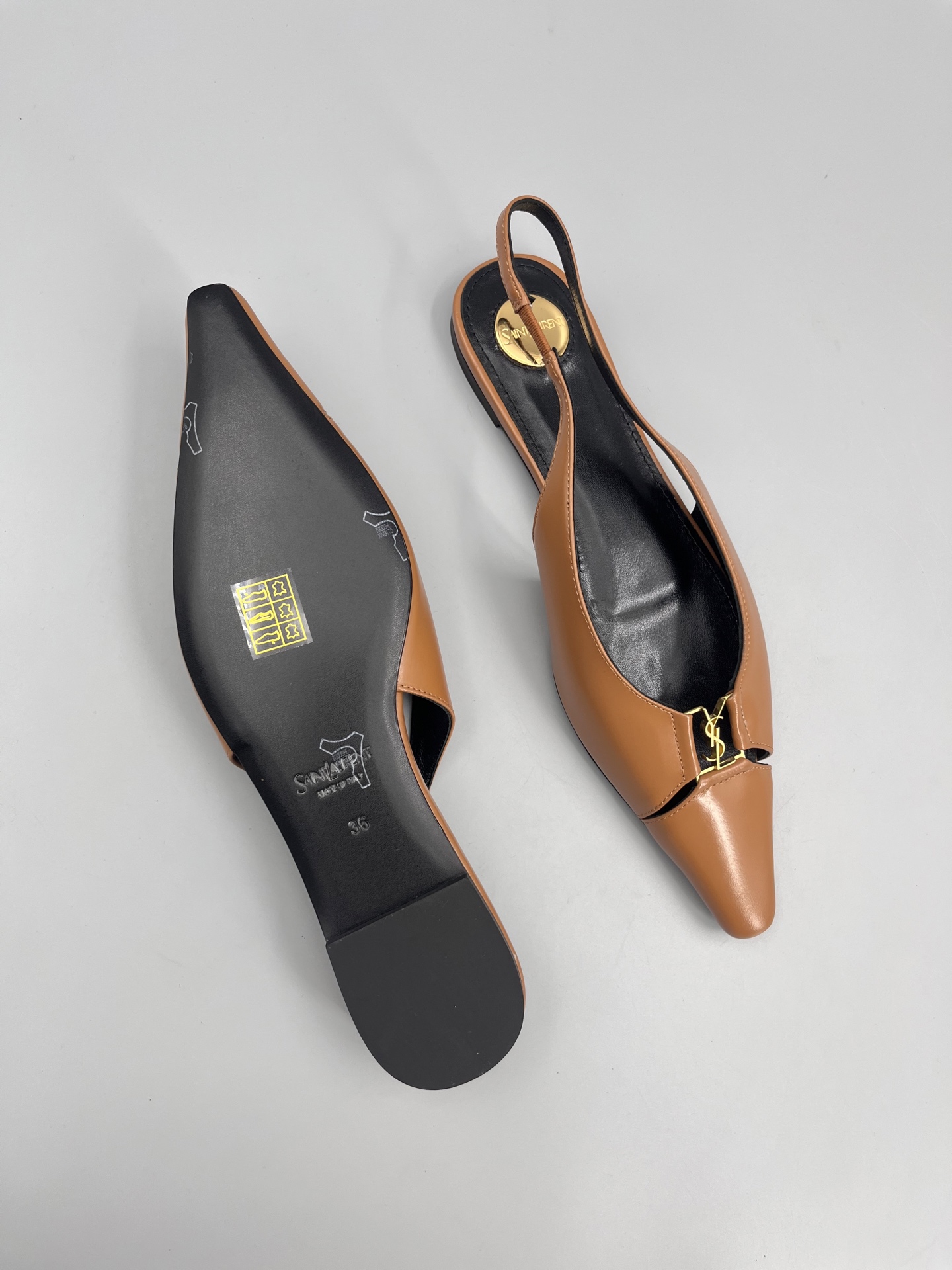 “Saint Laurent Women’s Super Pointy Head Base Shoes in Cow Skin” - 图片 8