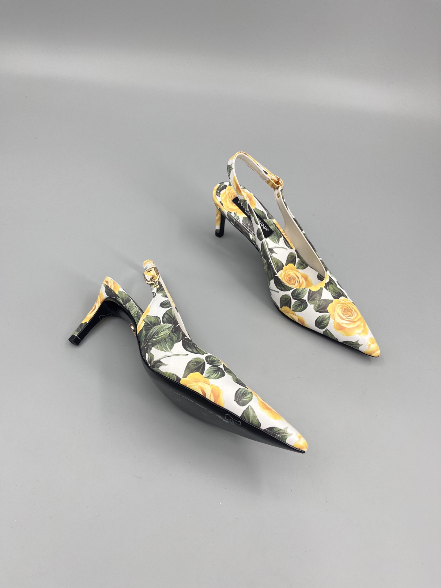 Luxury Retro: Dolce & Gabbana’s Dujabana Shoes Collection - 图片 3