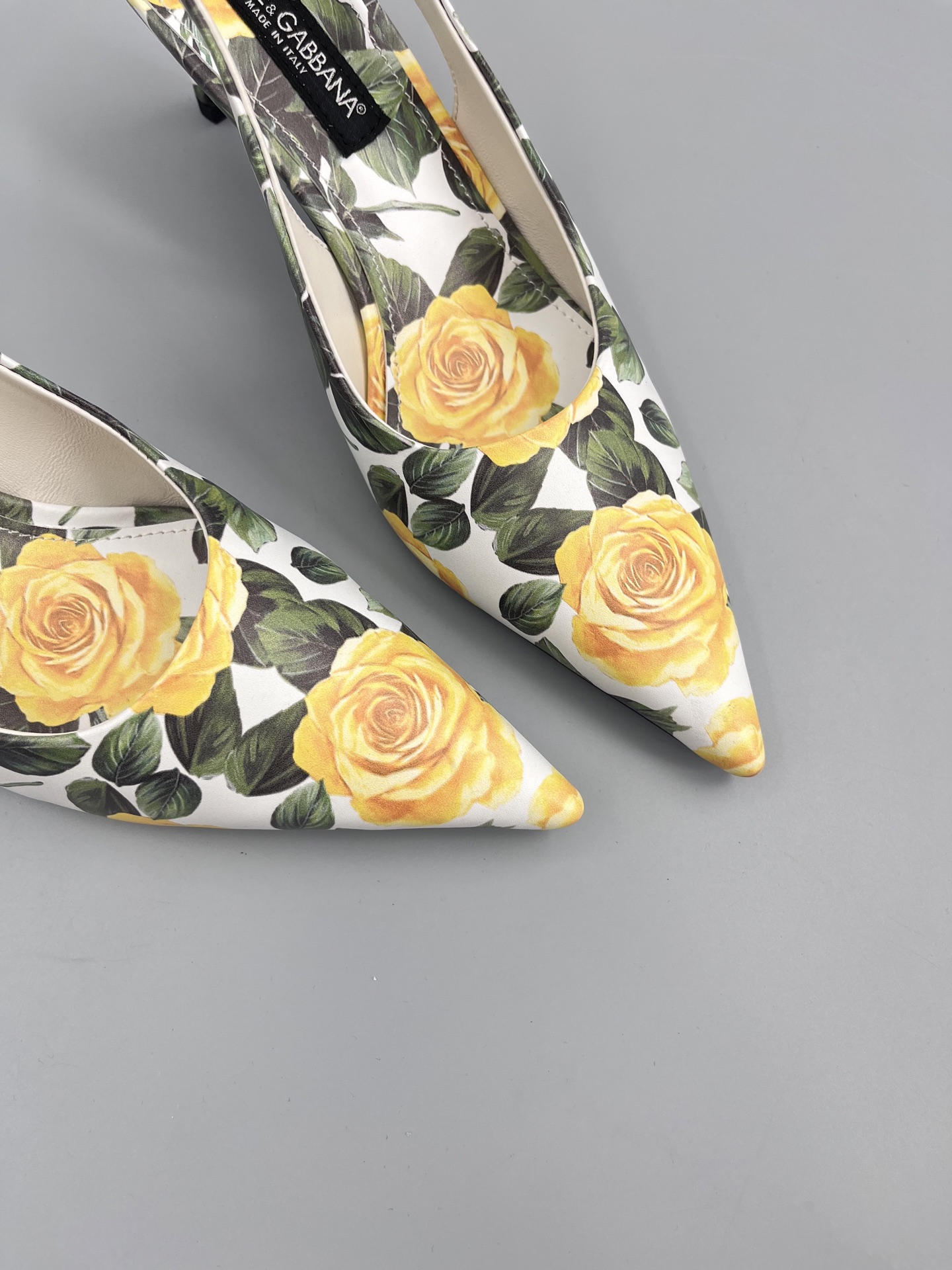 Luxury Retro: Dolce & Gabbana’s Dujabana Shoes Collection - 图片 8