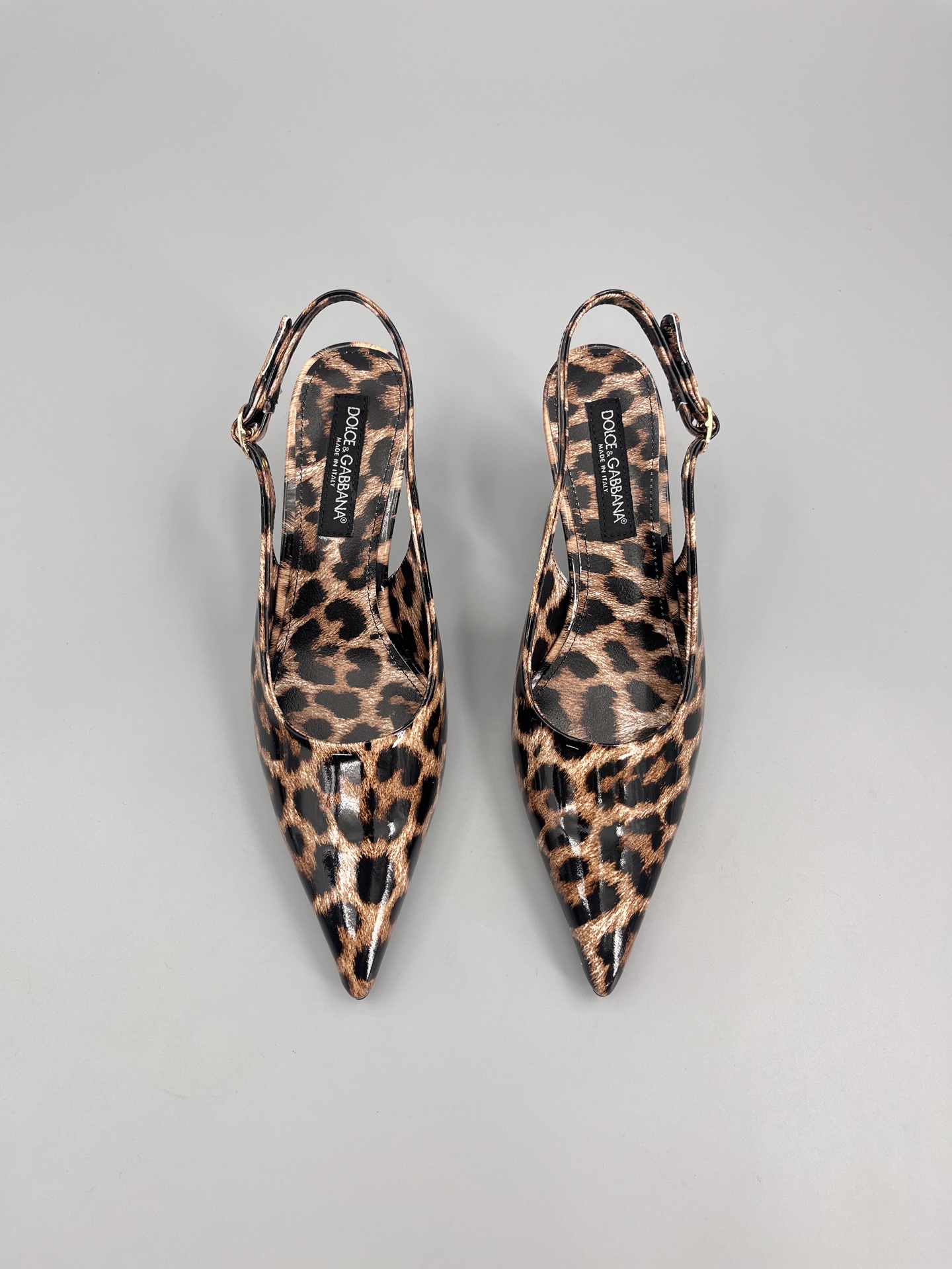 Dujabana: Retro Design with Unique Butterfly and Leopard Print Shoes - 图片 4
