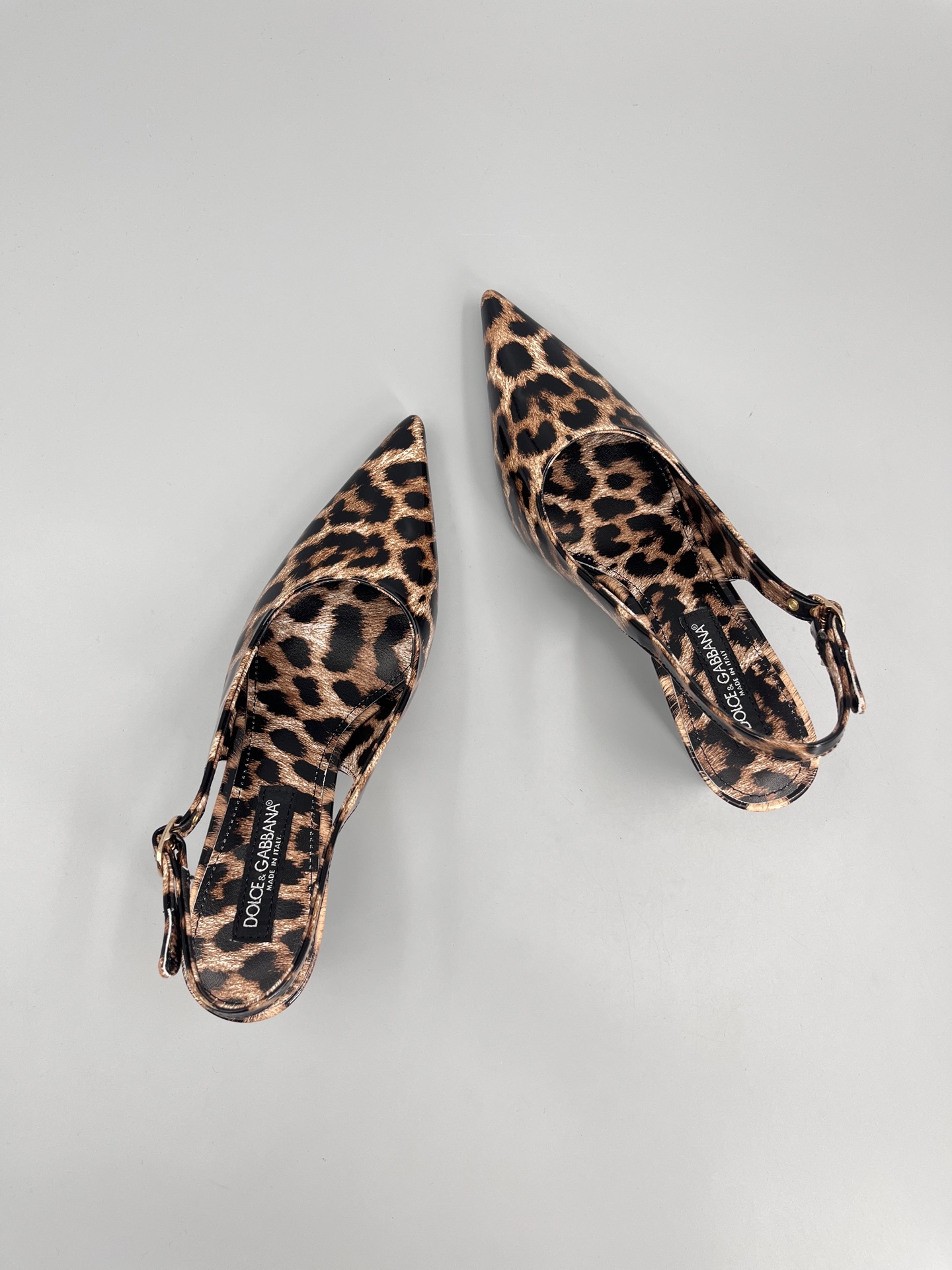 Dujabana: Retro Design with Unique Butterfly and Leopard Print Shoes - 图片 6