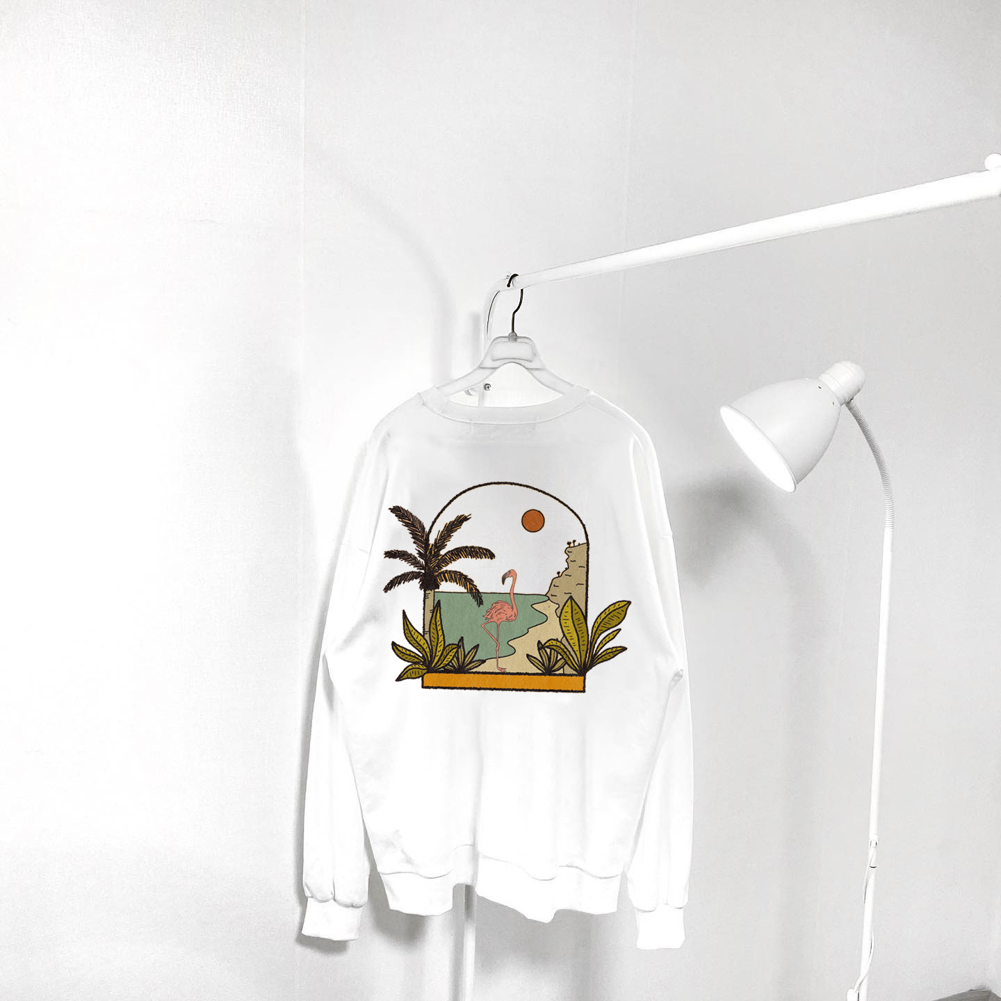 供货价:💰90 ♦️另有升级版本💰105
Mlb- ny 洋基队火烈鸟冬季加绒加厚圆领卫衣

【高端冬季加绒卫衣系列】
本款甄选530g银狐绒加厚面料 区别市场便宜货200g低廉单薄品质 软糯亲肤 超级保暖 不起球不褪色不变形 质量超级好，柔软的让你爱不释手，布料挺实，绝对厚实，打底单穿都是百搭，绝绝子百搭！

宽松版型，大厂做工，各个细节走线都做到了极致，完美。
全棉罗纹袖口和下摆，稳固贴合，冬季必备单品
细节到位！重工品质！真正品质好款


订制官网原版三标
品♦️另有升级版本到位 放心入手✅
            
Color：黑色/白色
Size：M/L/XL

                    胸围         肩宽       衣长
           M       120          60           70      
           L        125          62           72               
           XL      130         64           74  
              
           【注：手工测量 存在1～3 cm 误差】