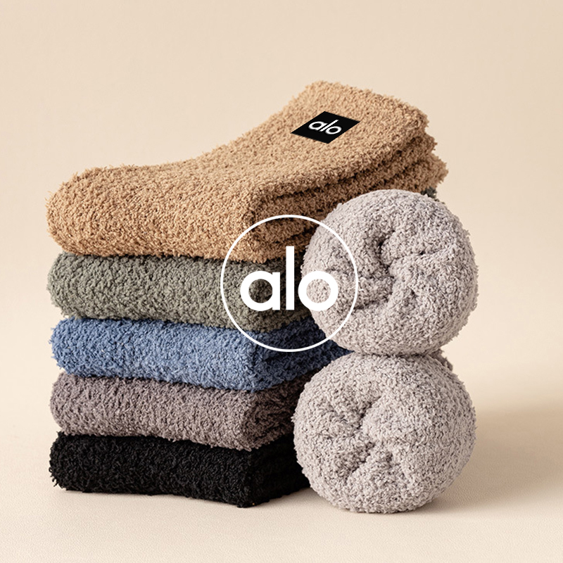 Alo accessories aloyoga coral velvet solid color long socks skin-friendly and warm sleep