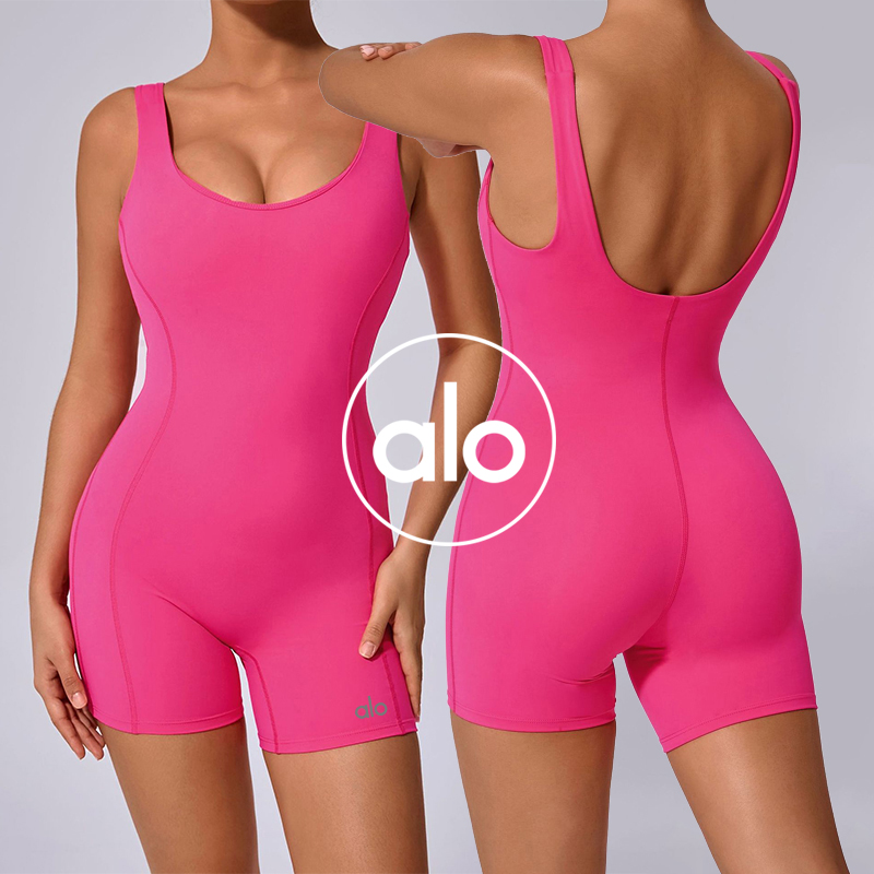 Alo set studio pink yoga
