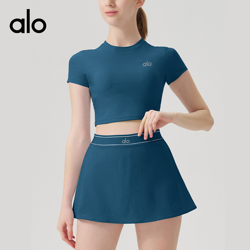 ALO YOGA💰138💎支持一件代发
aloyoga套装休闲运动短袖网球裙套装跑步瑜伽服健身服
【品牌】ALO 
【款号】TZ4895
【面料】锦纶/氨纶
【颜色】暗夜黑，玫红色，山海蓝，薰衣草蓝，钻石白
【尺码】S，M，L，XL

 专柜同款品质，厂家直销，货源充足，售后保障