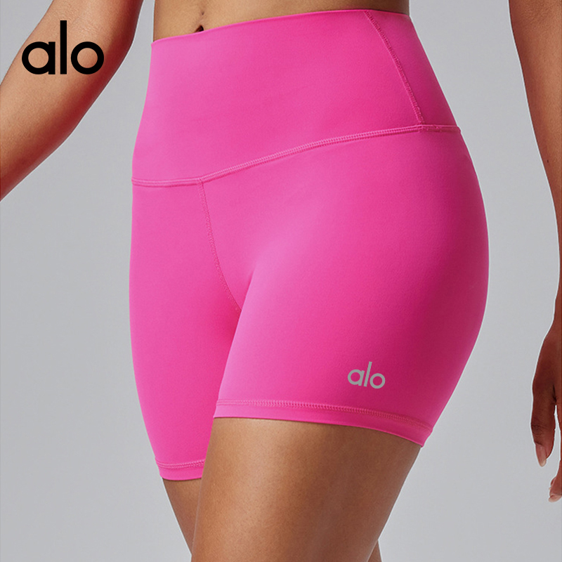 ALO YOGA 💰63💎支持一件代发 
aloyoga裸感瑜伽裤三分裤速干紧身短裤提臀训练健身短裤
【品牌】ALO 
【款号】DK2432
【面料】锦纶/氨纶
【颜色】安哥拉红，板栗色，电光玫红，海军蓝色，黑色，元气粉，沼泽绿色
【尺码】S，M，L，XL，2XL，3XL
 专柜同款品质，厂家直销，货源充足，售后保障