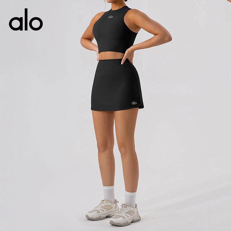 ALO YOGA💰83💎支持一件代发
aloyoga短裤裙修身瑜伽短裙透气健身网球裙防走光运动裙
【品牌】ALO 
【款号】KW301
【面料】氨纶/锦纶
【颜色】焦茶棕，神秘黑，松石绿，天蓝色，燕麦杏
【尺码】S，M，L，XL
 专柜同款品质，厂家直销，货源充足，售后保障