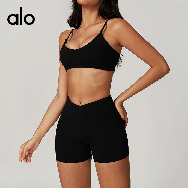 ALO YOGA💰78💎支持一件代发
aloyoga背心速干紧身美背瑜伽文胸运动内衣健身背心上衣
【品牌】ALO 
【款号】DWX8799
【面料】氨纶/锦纶
【颜色】高级黑，蓝灰色，奶油杏，浅咖啡，天空蓝
【尺码】S，M，L，XL
 专柜同款品质，厂家直销，货源充足，售后保障
