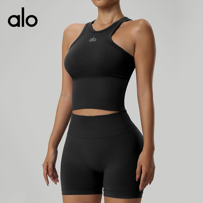 ALO YOGA💰78💎支持一件代发
aloyoga美背紧身瑜伽背心女遮肚子健身跑步瑜伽服运动背心
【品牌】ALO 
【款号】BX8022
【面料】锦纶/氨纶
【颜色】黑色，卡其色，蓝色，琉璃紫，蜜桃粉，深灰色，樱桃红
【尺码】S，M，L，XL
 专柜同款品质，厂家直销，货源充足，售后保障