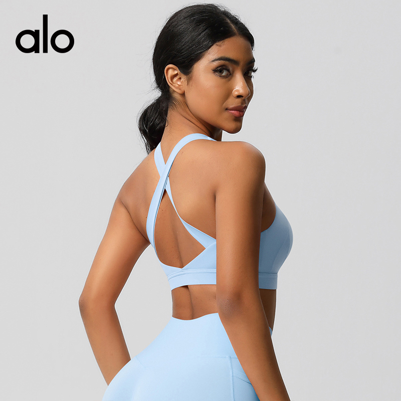 ALO YOGA💰78💎支持一件代发

aloyoga云感紧身瑜伽背心普拉提跑步户外健身服女
【品牌】ALO 
【款号】WX7110
【面料】锦纶/氨纶
【颜色】板栗色，樱花粉，浅象牙，胭脂红，天空蓝，罗勒绿，霜灰色，石墨灰，黑色，徽章蓝
【尺码】S，M，L，XL
 专柜同款品质，厂家直销，货源充足，售后保障