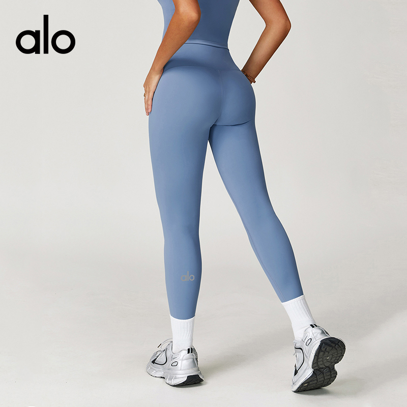 ALO YOGA💰83💎支持一件代发
aloyoga裸感瑜伽裤高腰撞色速干运动跑步健身紧身裤
【品牌】ALO 
【款号】ECK9238-1
【面料】锦纶/氨纶
【颜色】高级黑，巨峰紫，桦茶棕，亚麻色，樱花粉，徽章蓝，雾霾蓝，浅果绿
【尺码】S，M，L，XL
 专柜同款品质，厂家直销，货源充足，售后保障
