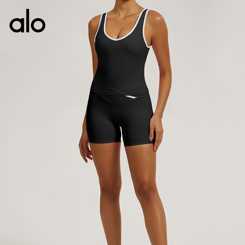 ALO YOGA💰83💎支持一件代发
aloyoga裸感紧身拼色运动背心露背瑜伽背心健身服
【品牌】ALO 
【款号】BX6009
【面料】锦纶/氨纶
【颜色】黑色，可可棕，蓝灰色，樱花粉，徽章蓝，水波蓝，芋泥紫
【尺码】S，M，L，XL
 专柜同款品质，厂家直销，货源充足，售后保障