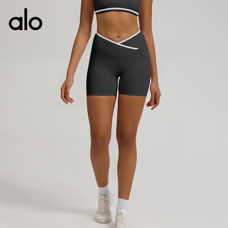 ALO YOGA💰78💎支持一件代发
aloyoga交叉高腰瑜伽短裤裸感蜜桃提臀健身运动短裤
【品牌】ALO 
【款号】DK6009
【面料】锦纶/氨纶
【颜色】黑色，可可棕，蓝灰色，樱花粉，徽章蓝，水波蓝，芋泥紫
【尺码】S，M，L，XL
 专柜同款品质，厂家直销，货源充足，售后保障