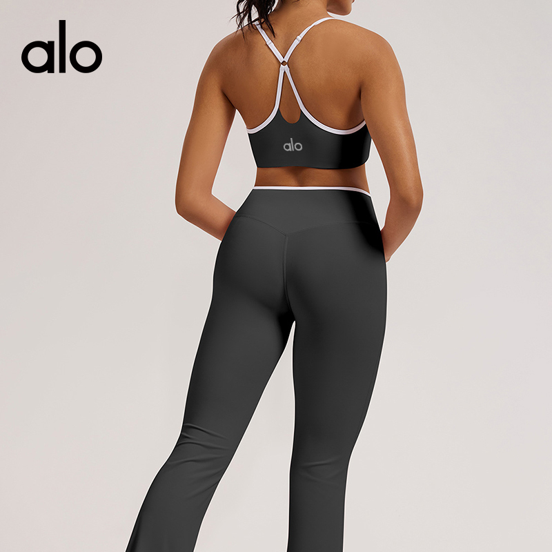 ALO YOGA💰78💎支持一件代发
aloyoga裸感紧身健身运动文胸镂空美背撞色瑜伽文胸
【品牌】ALO 
【款号】WX6009
【面料】锦纶/氨纶
【颜色】高级黑，可可棕，蓝灰色，樱花粉，徽章蓝，水波蓝，芋泥紫
【尺码】S，M，L，XL
 专柜同款品质，厂家直销，货源充足，售后保障