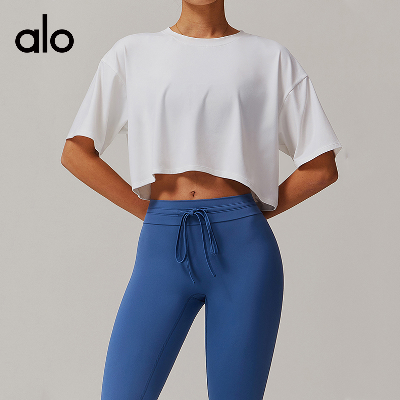 ALO YOGA💰78💎支持一件代发
aloyoga磨毛运动短袖上衣圆领短款T恤健身跑步瑜伽服
【品牌】ALO 
【款号】DDX5034
【面料】锦纶/氨纶
【颜色】高级黑，桦茶棕，灰蓝色，天鹅白，夜空蓝
【尺码】S，M，L，XL
 专柜同款品质，厂家直销，货源充足，售后保障