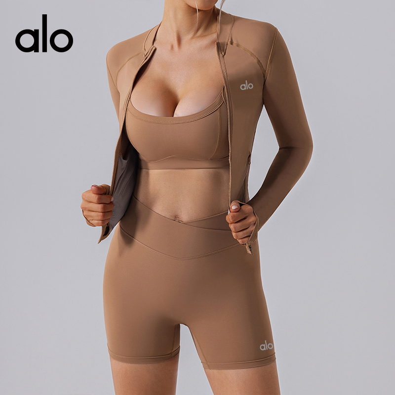 ALO YOGA 💰98💎支持一件代发
aloyoga 健身运动长袖修身拉链开衫紧身瑜伽服外套
【品牌】AlO
【款号】YW526
【面料】锦纶/氨纶
【颜色】黑色，棕色，紫色，水泥色，绿色
【尺码】S，M，L，XL
 专柜同款品质，厂家直销，货源充足，售后保障