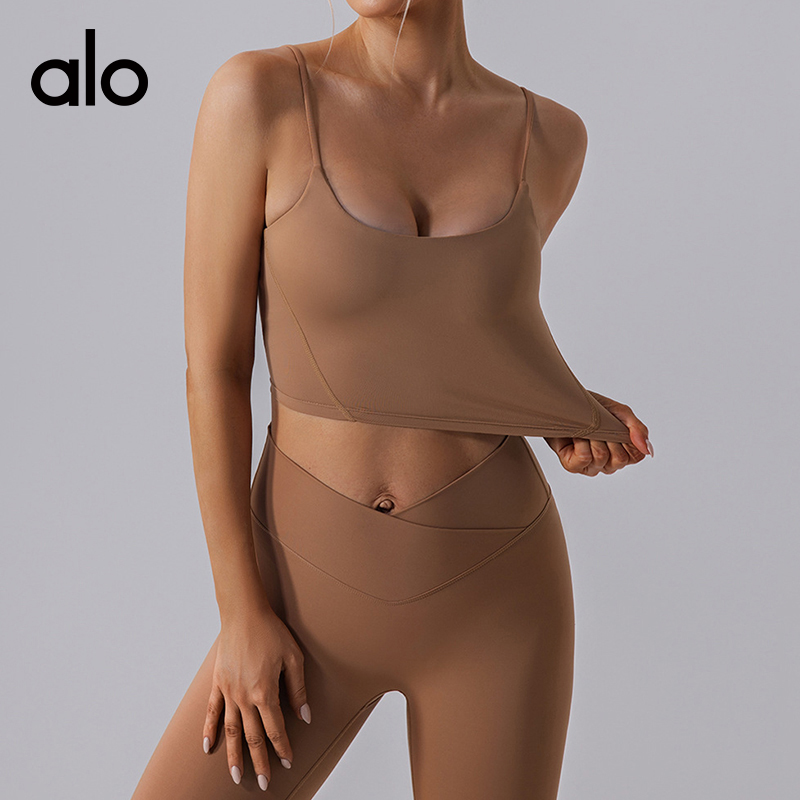 ALO YOGA 💰78💎支持一件代发
aloyoga 裸感运动内衣细肩带瑜伽吊带速干健身文胸
【品牌】AlO
【款号】YW528
【面料】锦纶/氨纶
【颜色】黑色，棕色，紫色，水泥色，绿色
【尺码】S，M，L，XL
 专柜同款品质，厂家直销，货源充足，售后保障