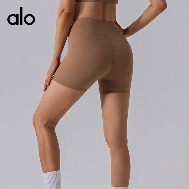 ALO YOGA 💰78💎支持一件代发
aloyoga 裸感高腰弹力蜜桃臀健身短裤速干瑜伽三分裤
【品牌】AlO
【款号】KW407
【面料】锦纶/氨纶
【颜色】黑色，棕色，紫色，水泥色，绿色
【尺码】S，M，L，XL
 专柜同款品质，厂家直销，货源充足，售后保障