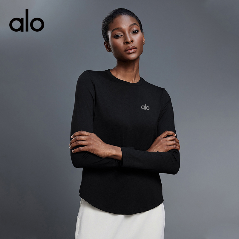 ALO YOGA💰78💎支持一件代发
aloyoga 秋季圆领瑜伽服t恤宽松显瘦百搭健身运动上衣
【品牌】ALO 
【款号】D25148
【面料】锦纶/氨纶
【颜色】黑色，淀粉蓝，骨白，粉雾，深卡其
【尺码】4，6，8，10，12
 专柜同款品质，厂家直销，货源充足，售后保障