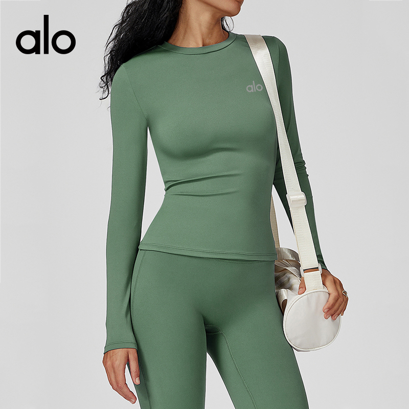 ALO YOGA💰78💎支持一件代发
aloyoga 瑜伽服圆领修身健身服户外跑步运动长袖T恤
【品牌】ALO 
【款号】ECX3101
【面料】锦纶/氨纶
【颜色】高级黑，伯爵橙，海王绿，徽章蓝，酱紫色，摩卡棕，牡丹红，森林绿，树莓红
【尺码】S，M，L，XL
 专柜同款品质，厂家直销，货源充足，售后保障