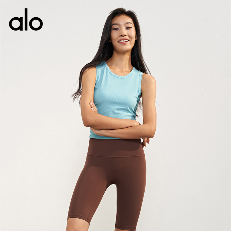 ALO YOGA💰78💎支持一件代发
aloyoga 春夏罗纹瑜伽背心褶皱修身显瘦无袖运动上衣
【品牌】ALO 
【款号】BX1584
【面料】锦纶/氨纶
【颜色】麻灰色，黑色，潮青色，板栗色，白蛋白，暮色玫瑰
【尺码】4，6，8，10
 专柜同款品质，厂家直销，货源充足，售后保障