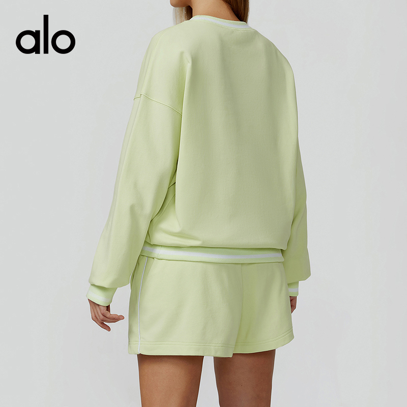 ALO YOGA 💰103💎支持一件代发
aloyoga 撞色卫衣长袖宽松圆领户外休闲防风运动上衣
【品牌】AlO
【款号】EWY7028
【面料】棉/涤纶
【颜色】徽章蓝，深巧棕，高级黑，樱桃红，柠绿色
【尺码】S，M，L，XL
 专柜同款品质，厂家直销，货源充足，售后保障