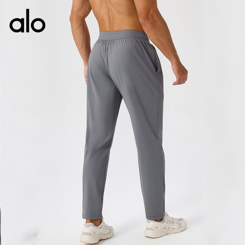 ALO YOGA 💰83💎支持一件代发
aloyoga男士运动休闲长裤速干透气健身弹力跑步裤
【品牌】ALO 
【款号】CK51350
【面料】锦纶/尼龙/氨纶
【颜色】藏青色，黑色，灰色，卡其色
【尺码】S，M，L，XL，XXL
 专柜同款品质，厂家直销，货源充足，售后保障