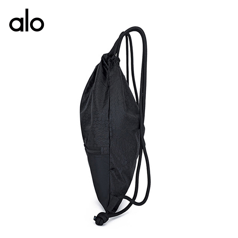 ALO YOGA 💰68💎支持一件代发
aloyoga 篮球包篮球袋子大容量男女运动健身包
【品牌】ALO 
【款号】STB1012
【面料】牛津布
【颜色】黑色，藏青色，玫红色，灰色
【尺码】均码
 专柜同款品质，厂家直销，货源充足，售后保障
