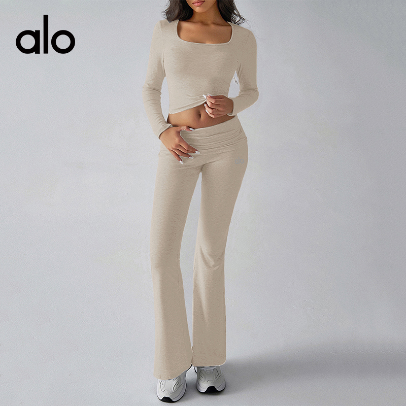 ALO YOGA💰108💎支持一件代发
aloyoga 裸感户外休闲纯色针织长袖上衣瑜伽服两件裤套装
【品牌】ALO 
【款号】K2439021
【面料】锦纶/氨纶
【颜色】宝蓝色，藏蓝色，粉色，黑色，花灰色，灰色，亮灰色，牛仔蓝色，浅卡其色，深灰色，驼色，棕色
【尺码】S，M，L，XL
 专柜同款品质，厂家直销，货源充足，售后保障