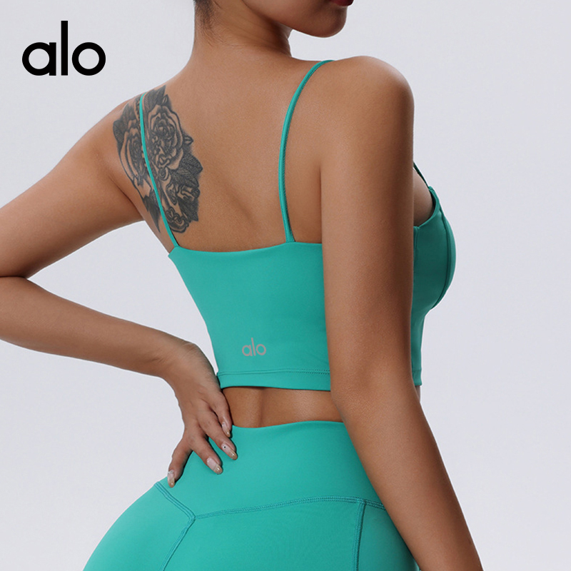 ALO YOGA💰83💎支持一件代发
aloyoga 美背聚拢云感运动内衣细肩带速干跑步健身文胸
【品牌】ALO 
【款号】WX2020
【面料】锦纶/氨纶
【颜色】宝蓝色，黑色，玫红色，青绿色
【尺码】S，M，L，XL
 专柜同款品质，厂家直销，货源充足，售后保障