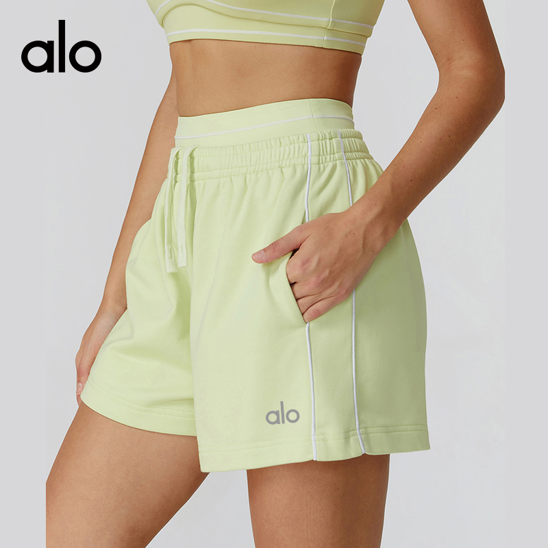 ALO YOGA💰83💎支持一件代发
aloyoga 撞色高腰宽松直筒口袋卫裤户外休闲舒适百搭短裤
【品牌】ALO 
【款号】EWK7028-2
【面料】锦纶/氨纶
【颜色】高级黑，樱桃红，柠绿色，徽章蓝，深巧棕
【尺码】S，M，L，XL
 专柜同款品质，厂家直销，货源充足，售后保障