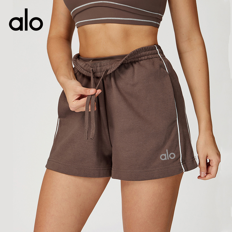 ALO YOGA💰83💎支持一件代发
aloyoga 撞色高腰宽松直筒口袋卫裤户外休闲舒适百搭短裤
【品牌】ALO 
【款号】EWK7028-2
【面料】锦纶/氨纶
【颜色】高级黑，樱桃红，柠绿色，徽章蓝，深巧棕
【尺码】S，M，L，XL
 专柜同款品质，厂家直销，货源充足，售后保障