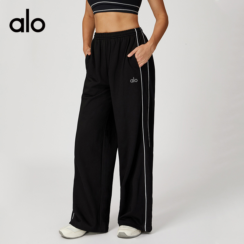 ALO YOGA💰110💎支持一件代发
aloyoga 撞色百搭运动卫裤宽松高腰直筒卫裤户外休闲长裤
【品牌】ALO 
【款号】EWK7028-1
【面料】锦纶/氨纶
【颜色】高级黑，樱桃红，柠绿色，徽章蓝，深巧棕
【尺码】S，M，L，XL
 专柜同款品质，厂家直销，货源充足，售后保障
