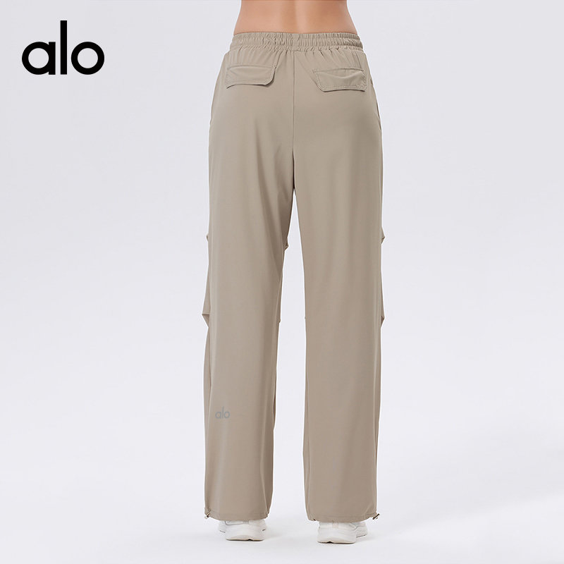 ALO YOGA💰88💎支持一件代发
aloyoga 休闲运动长裤健身卫裤训练瑜伽服宽松阔腿工装裤
【品牌】ALO 
【款号】CK2070
【面料】锦纶/氨纶
【颜色】骆驼棕，麻灰色，黑色，浅灰色
【尺码】S，M，L，XL
 专柜同款品质，厂家直销，货源充足，售后保障