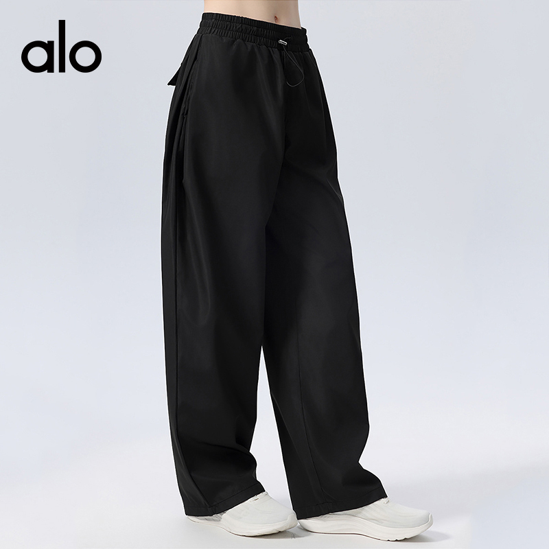 ALO YOGA💰93💎支持一件代发
aloyoga 宽松跑步健身卫裤休闲训练瑜伽服宽松工装长裤
【品牌】ALO 
【款号】CK8839
【面料】涤纶
【颜色】白色，黑色，灰色，咖啡色
【尺码】S，M，L，XL
 专柜同款品质，厂家直销，货源充足，售后保障